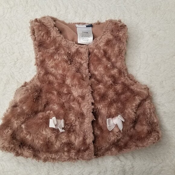4/$25 VitaminsKids Tan Brown Fur Vest - Picture 1 of 5